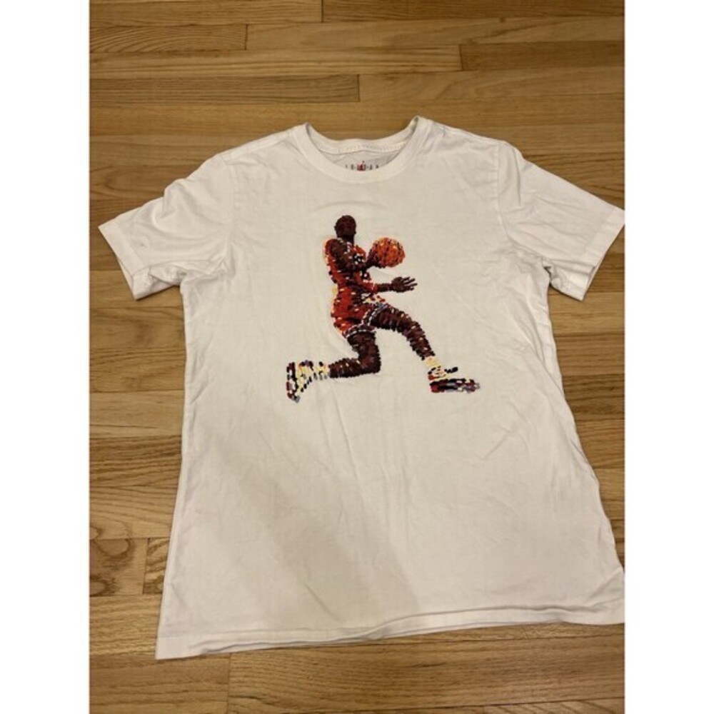 Nike‎ Jordan Flight Essentials T-Shirt Mens Small White Pointillism FN6000-100